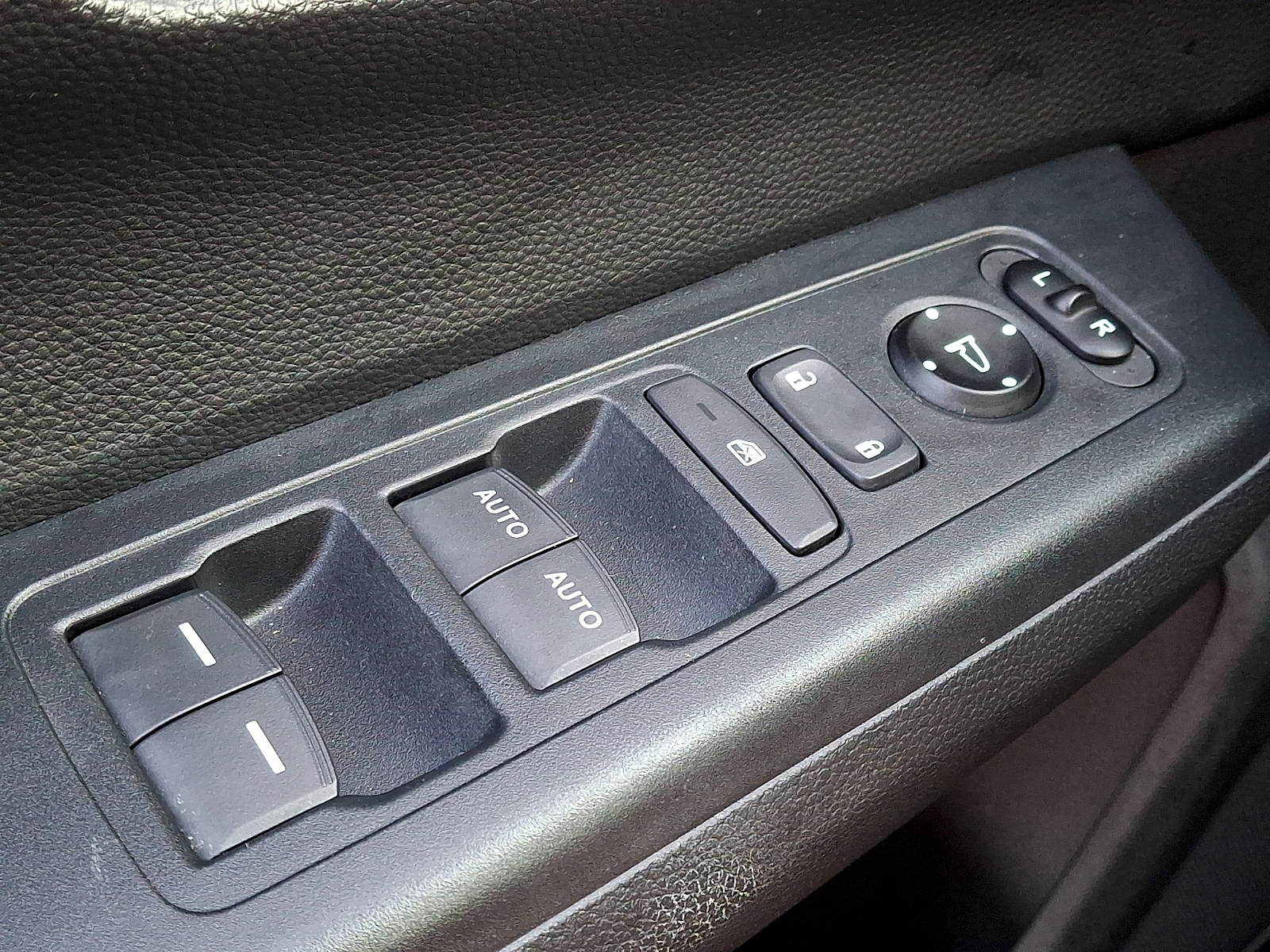 Used 2023 Honda CR-V Hybrid SUV
