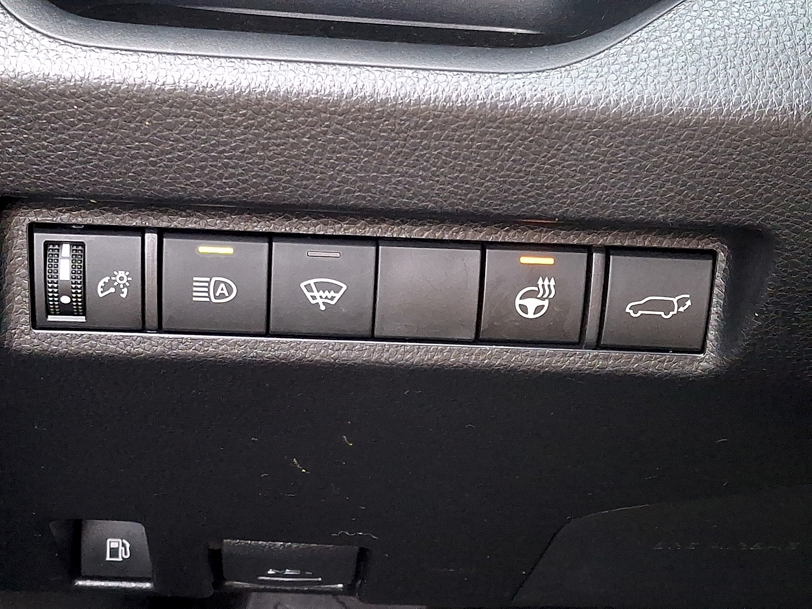 Used 2021 Toyota RAV4 SUV