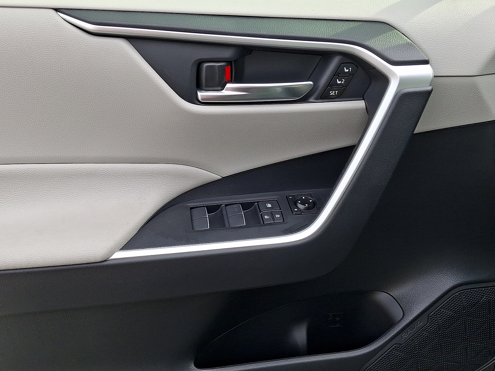 Used 2021 Toyota RAV4 SUV
