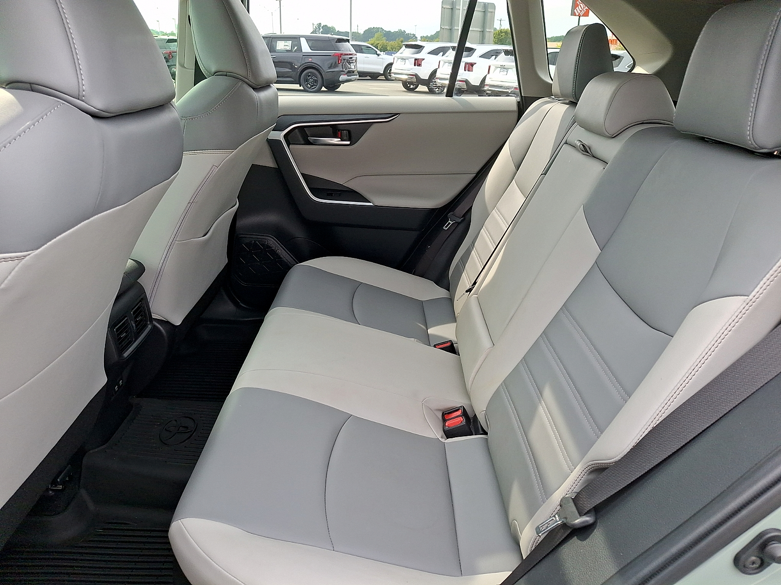 Used 2021 Toyota RAV4 SUV