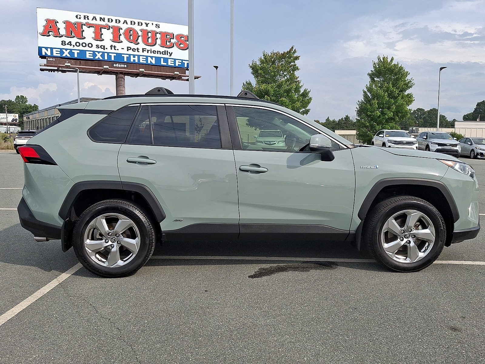 Used 2021 Toyota RAV4 SUV