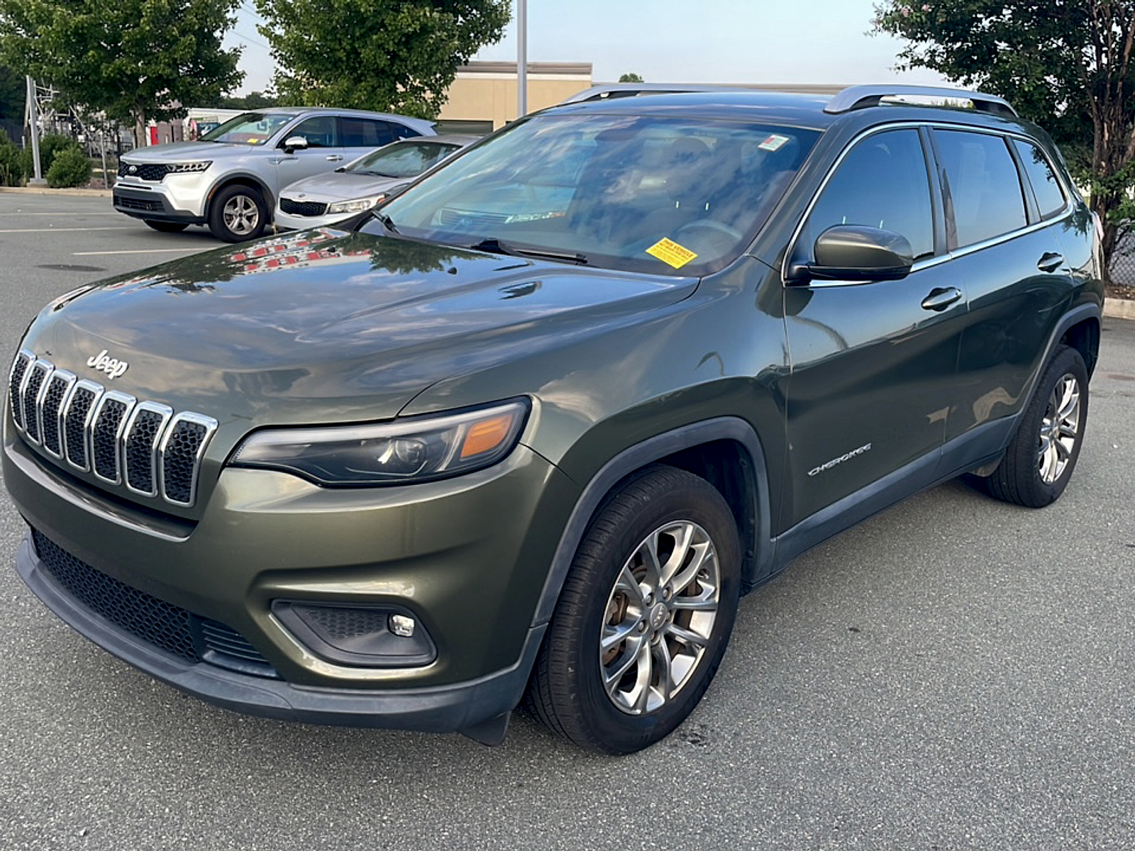 Used 2019 Jeep Cherokee SUV