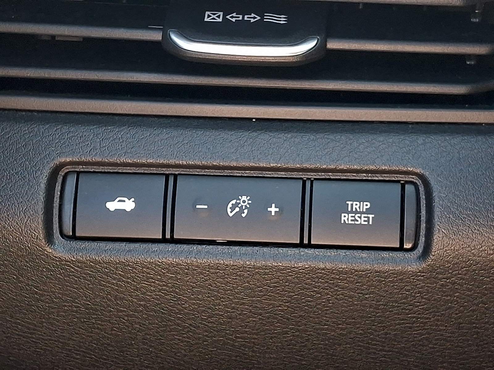Used 2025 Nissan Altima Sedan