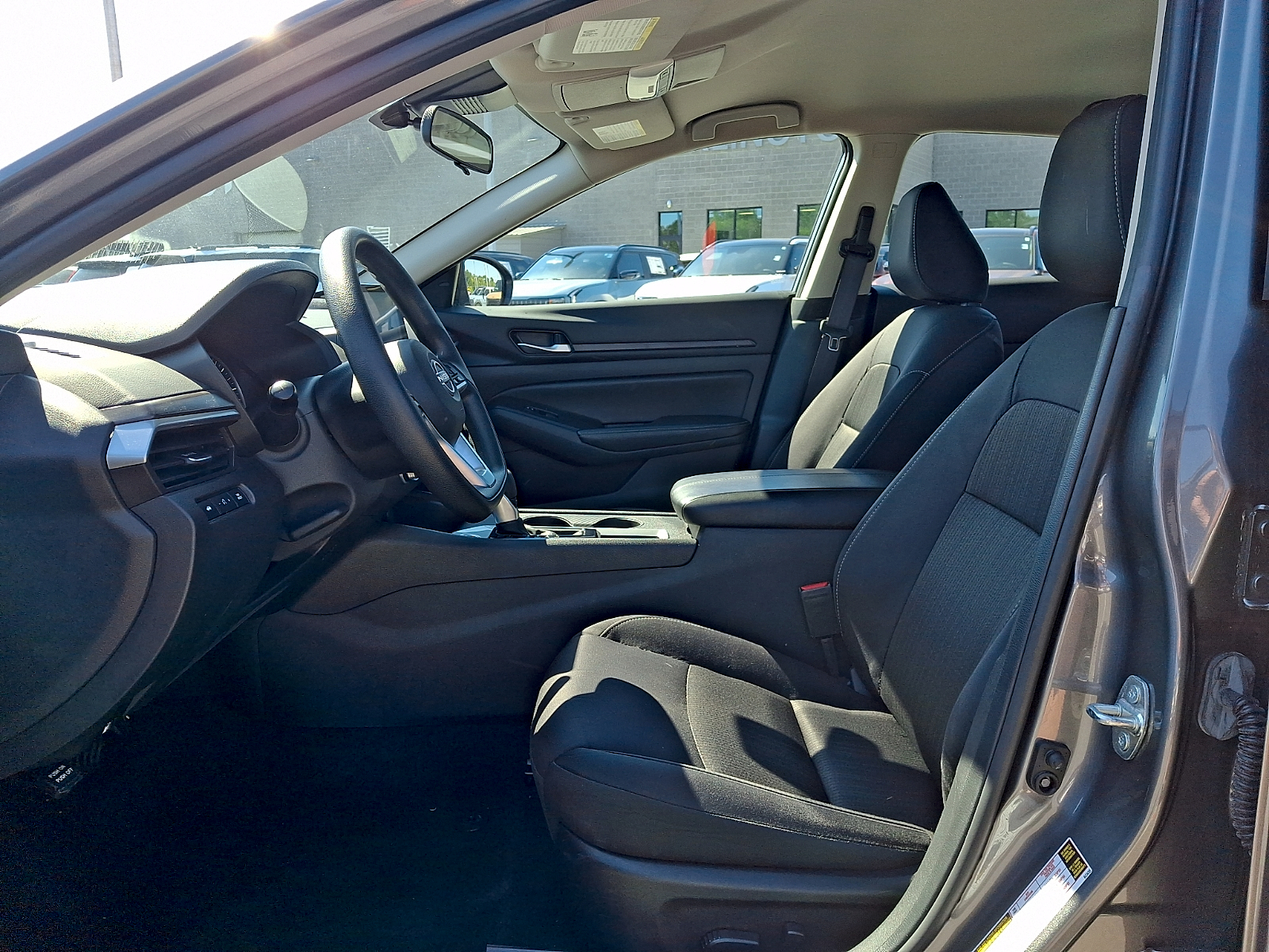 Used 2025 Nissan Altima Sedan