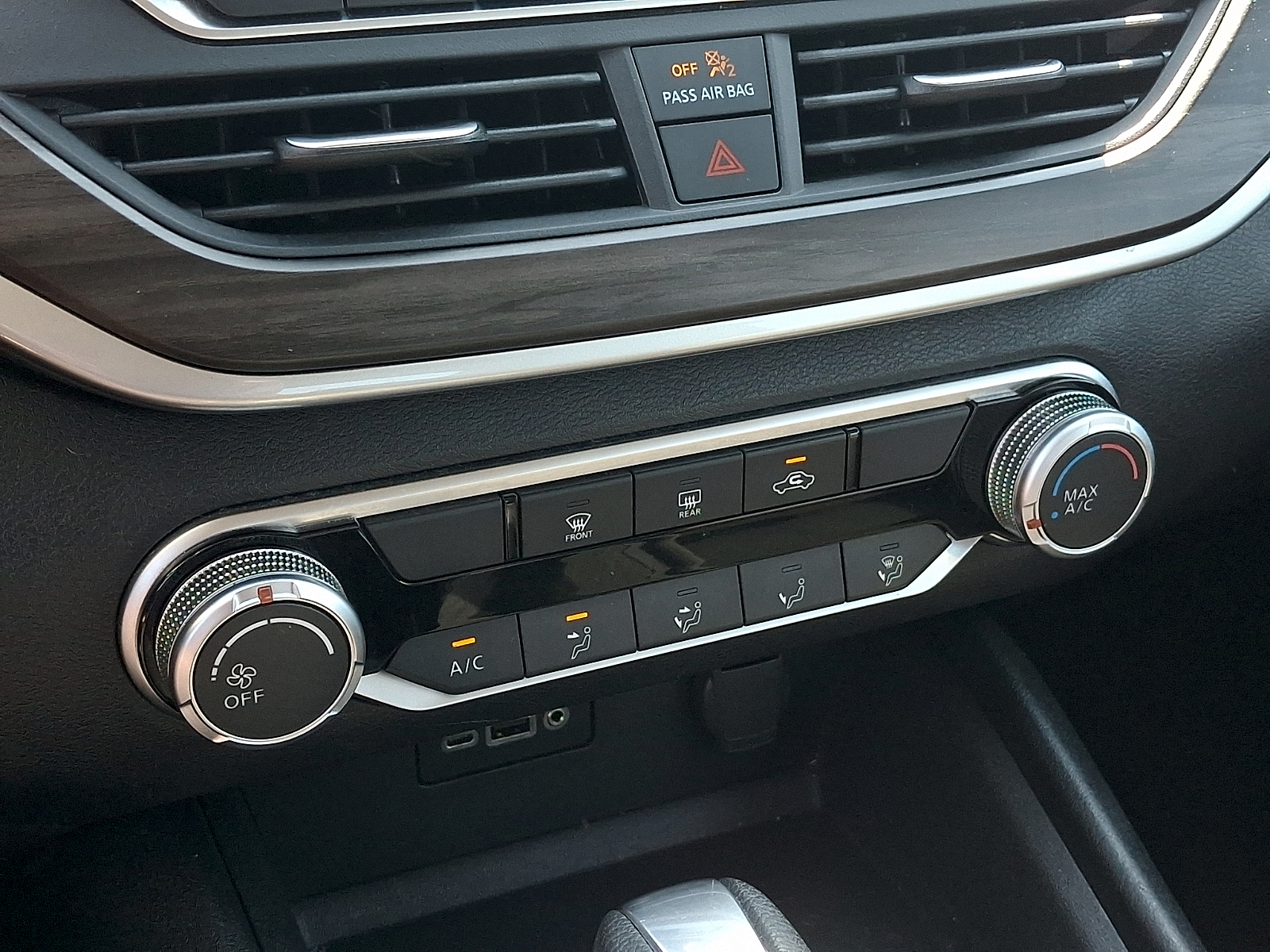 Used 2025 Nissan Altima Sedan