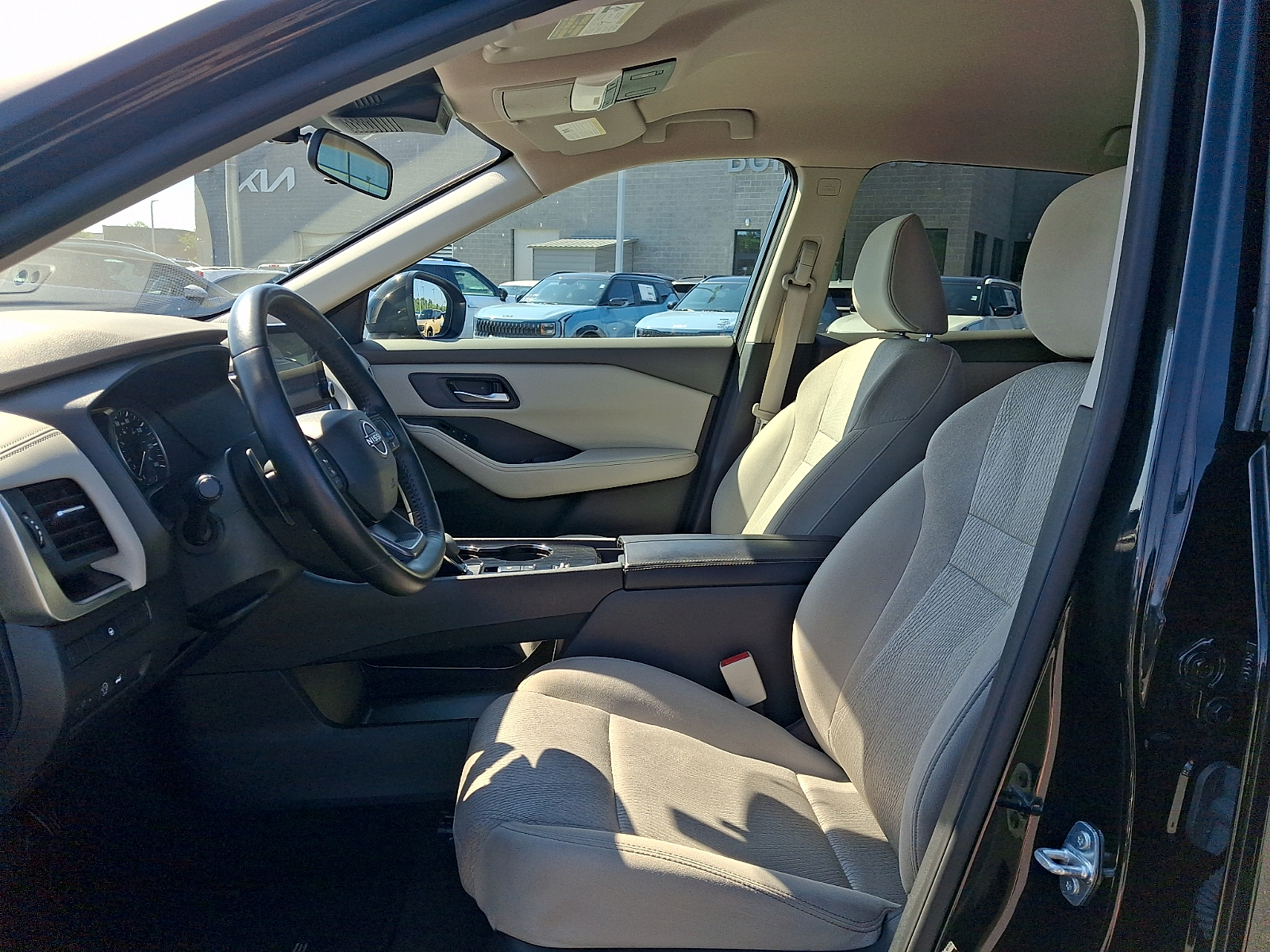 Used 2025 Nissan Rogue SUV