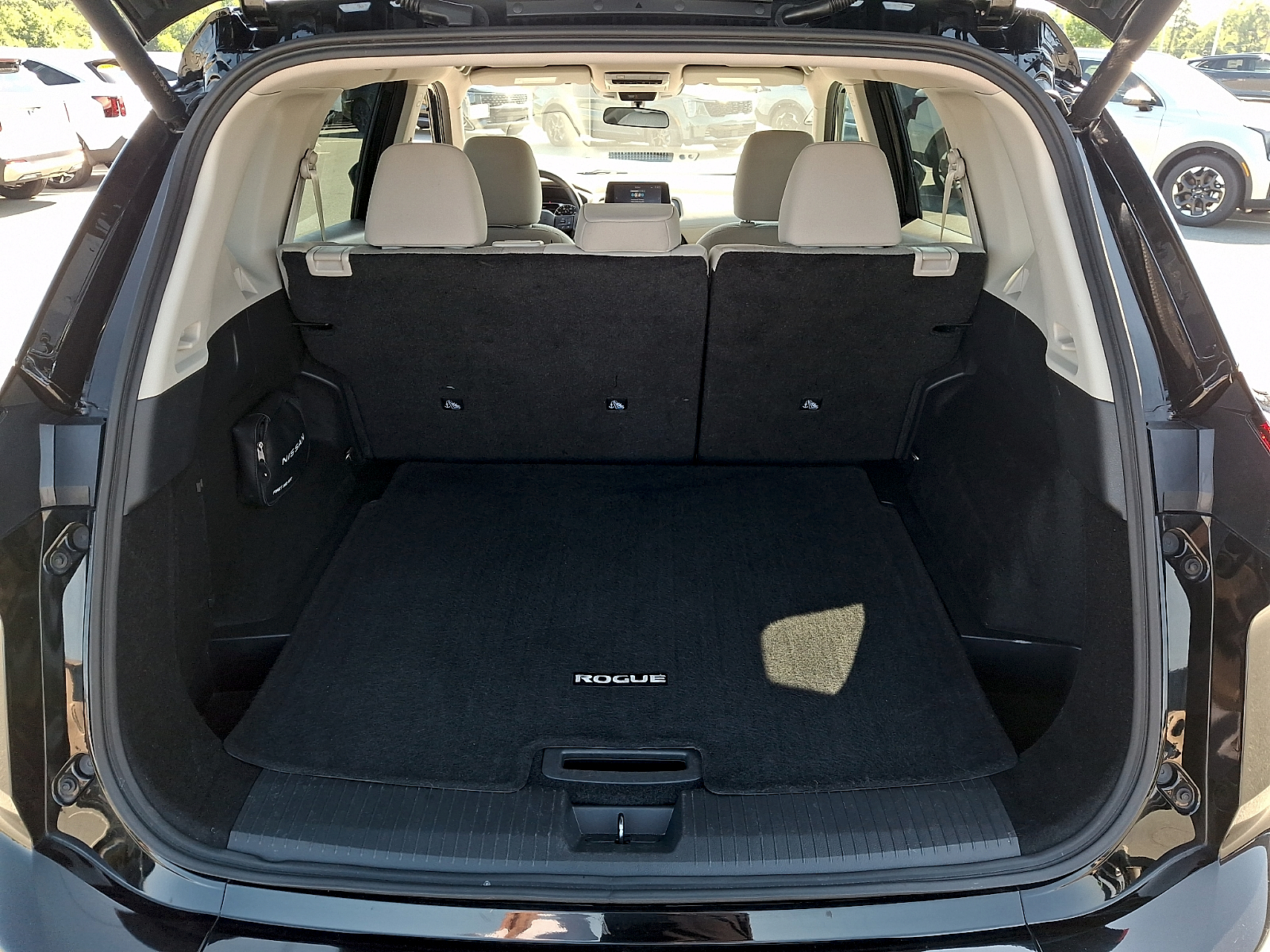Used 2025 Nissan Rogue SUV