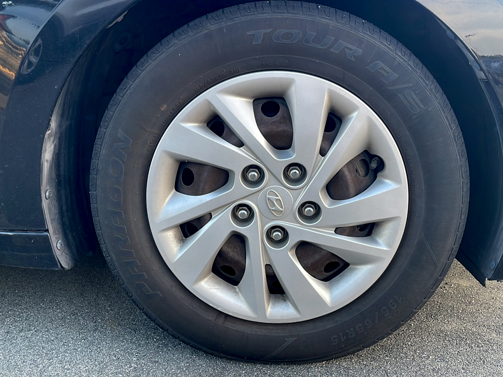 Used 2017 Hyundai Elantra Sedan