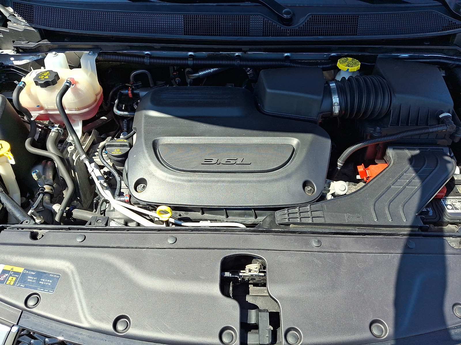Used 2024 Chrysler Pacifica Van