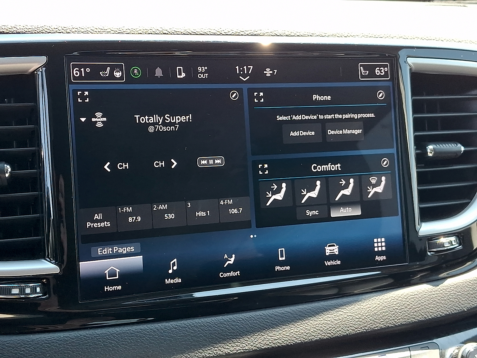 Used 2024 Chrysler Pacifica Van