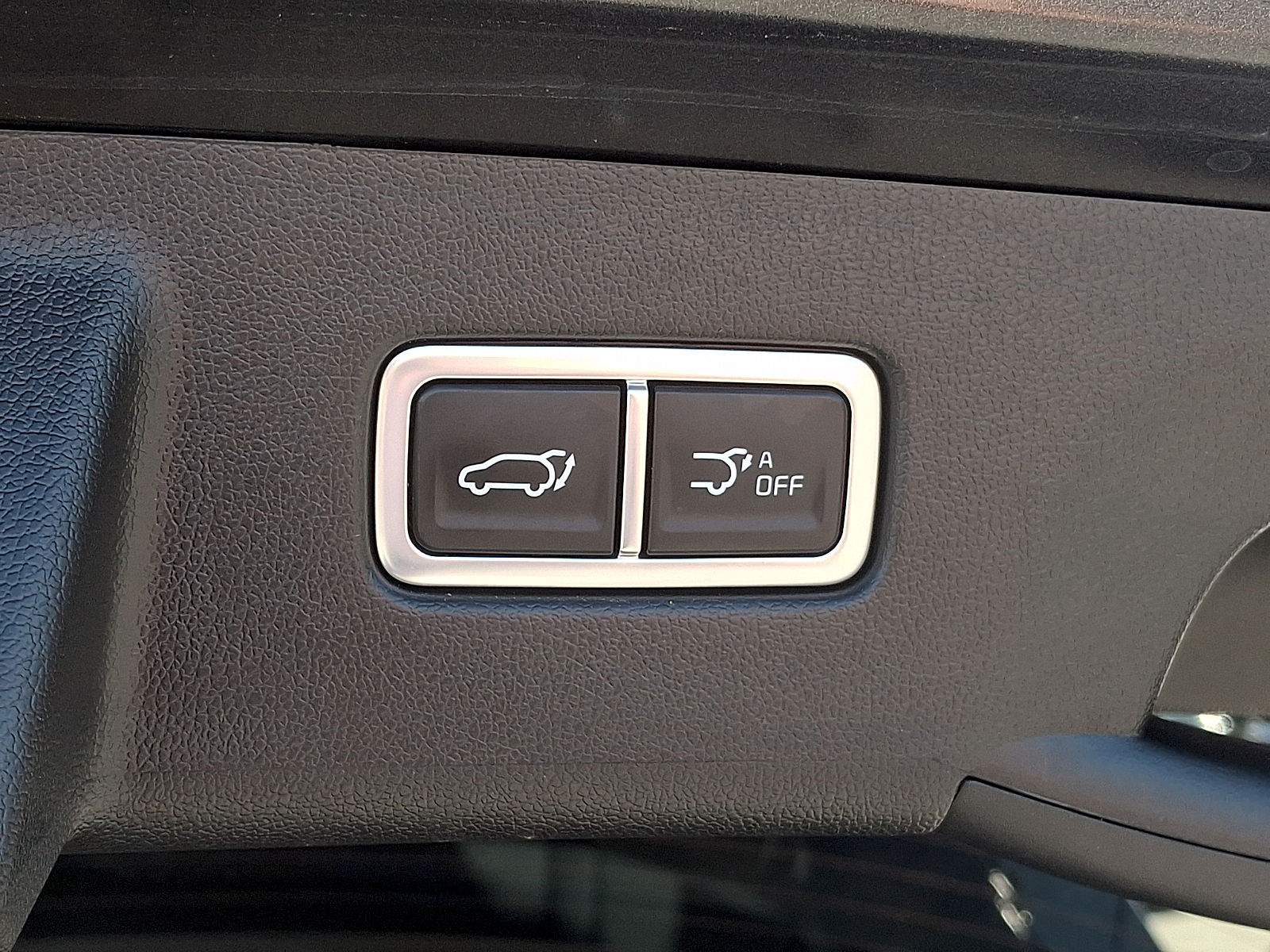 Used 2025 Kia Sorento Hybrid SUV