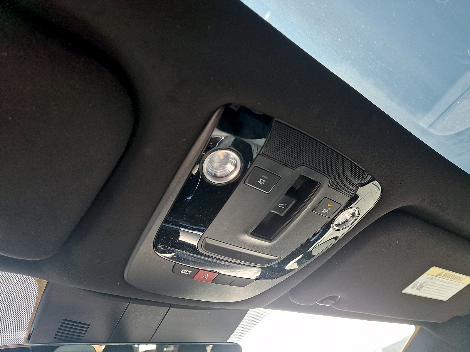 Used 2025 Kia Sorento Hybrid SUV