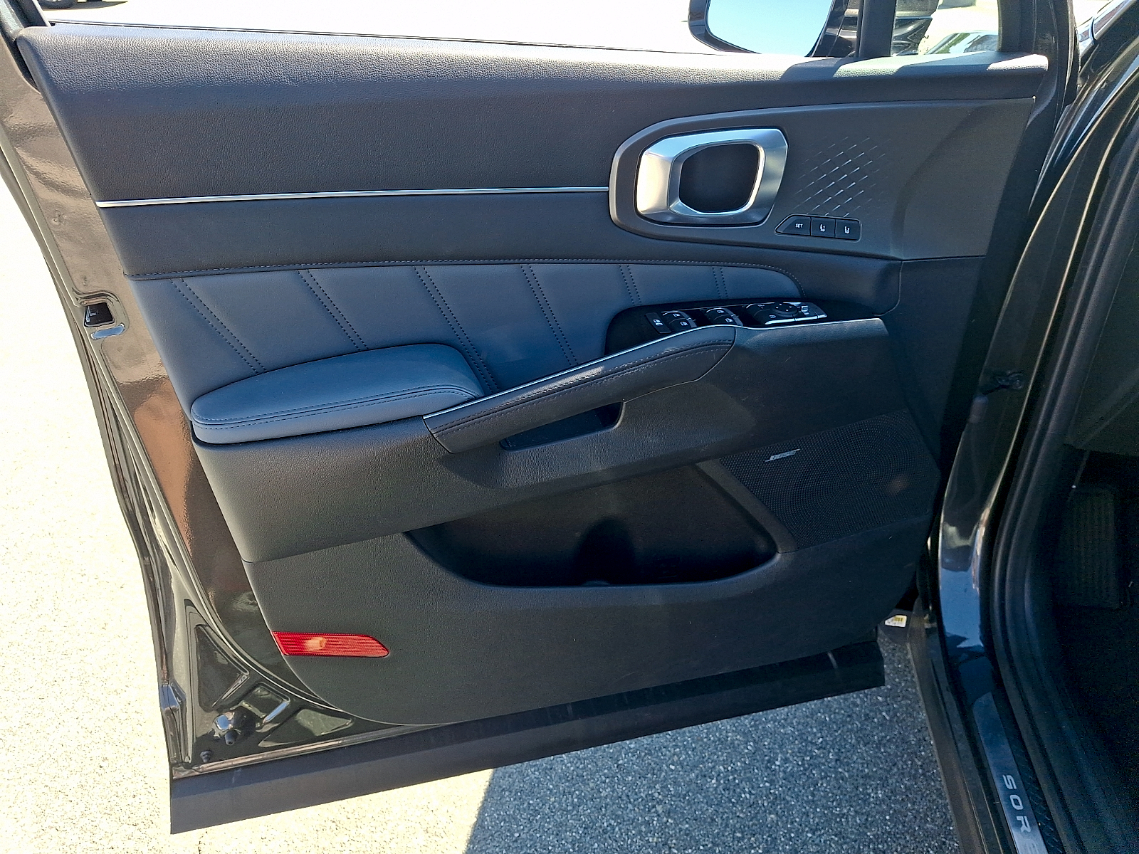 Used 2025 Kia Sorento Hybrid SUV