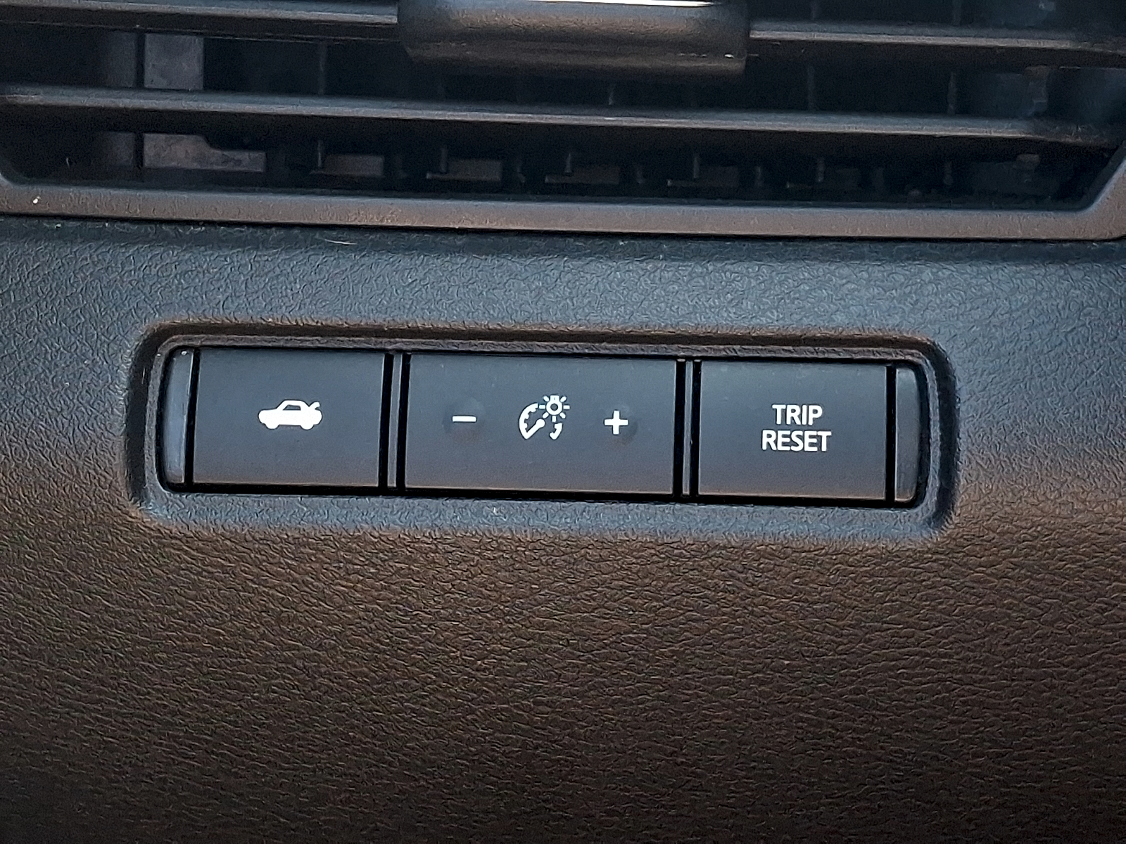 Used 2025 Nissan Altima Sedan