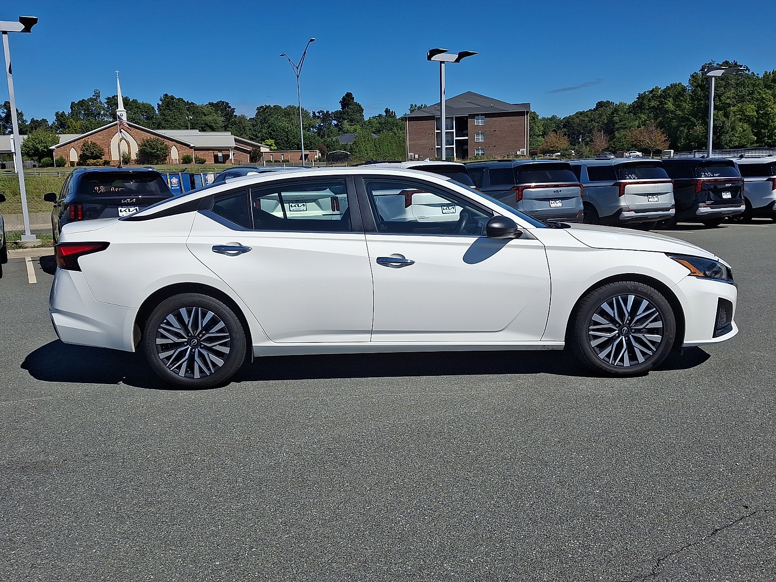 Used 2025 Nissan Altima Sedan