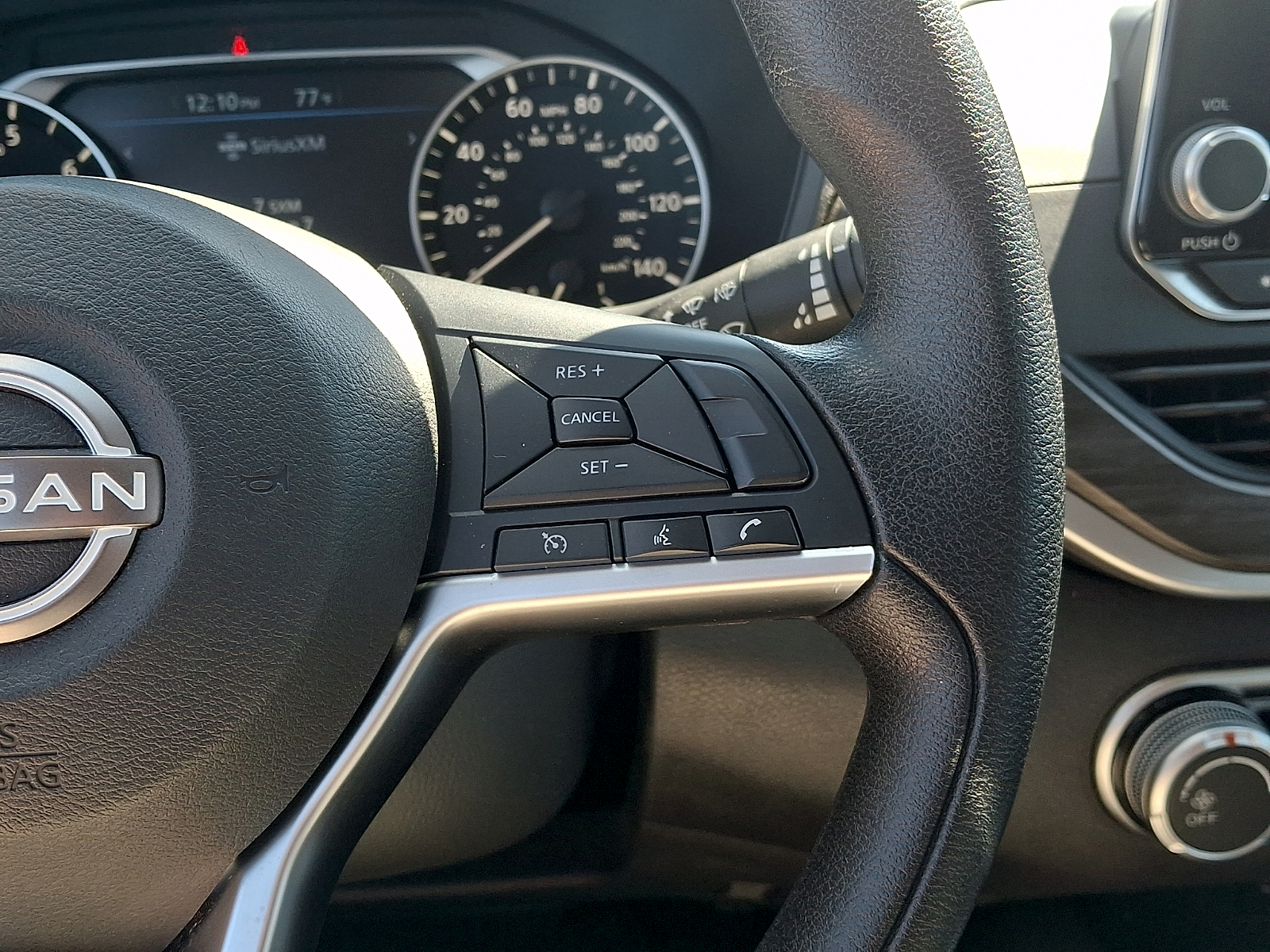 Used 2025 Nissan Altima Sedan