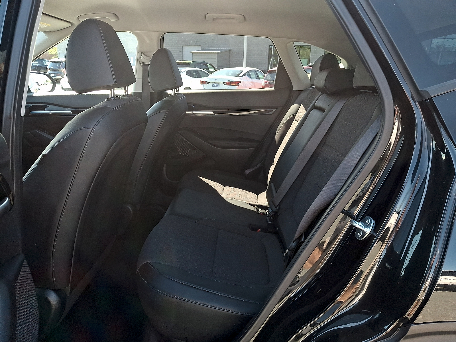 Used 2025 Kia Seltos SUV