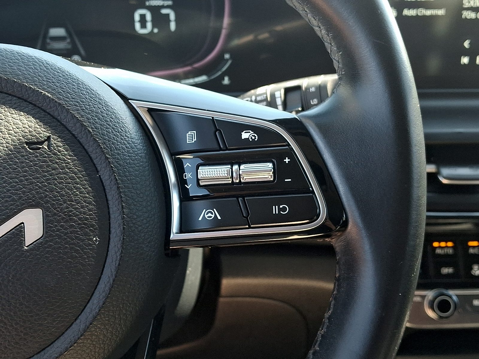 Used 2025 Kia Seltos SUV