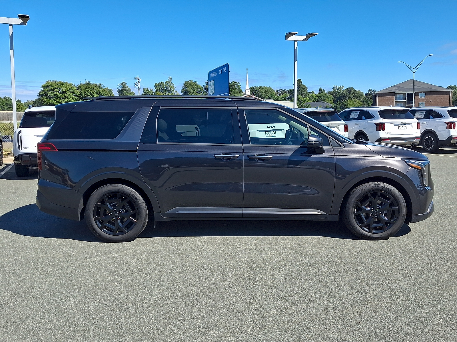 Used 2026 Kia Carnival Van