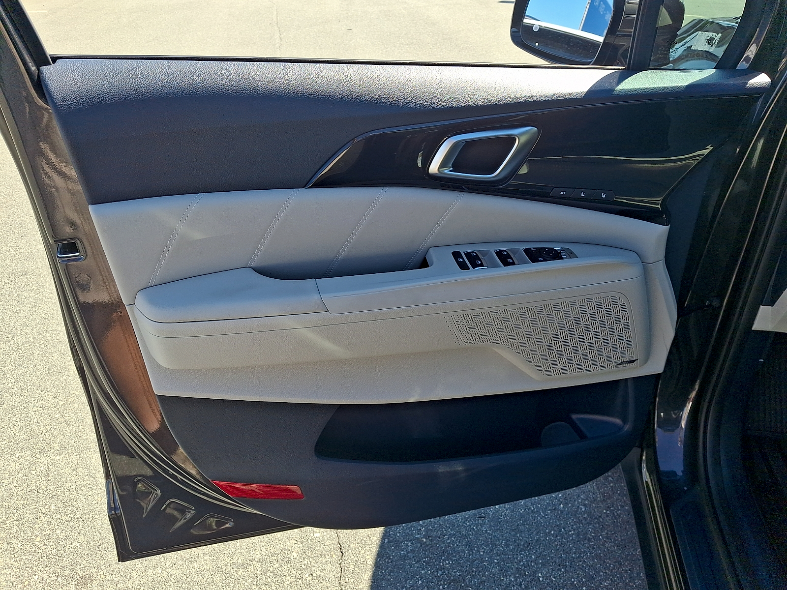 Used 2026 Kia Carnival Van