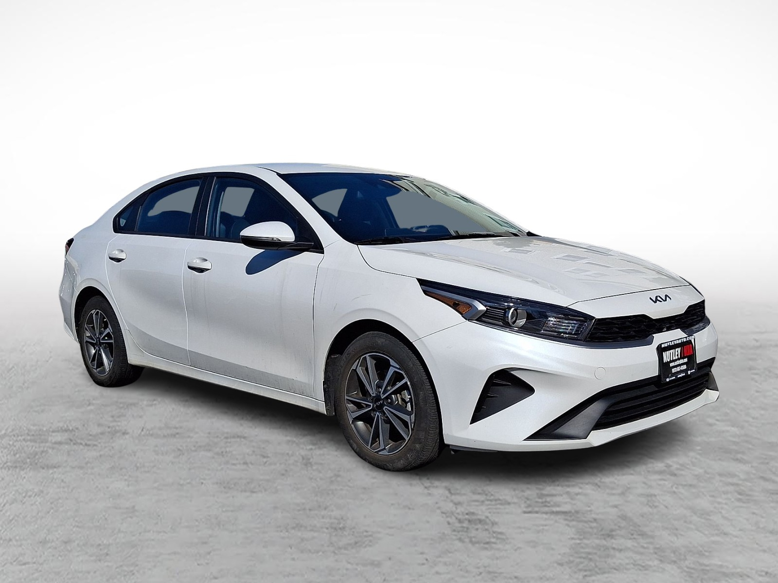 Snow White Pearl - SWP 2023 Kia Forte LXS FWD Sedan Front-Wheel Drive Automatic