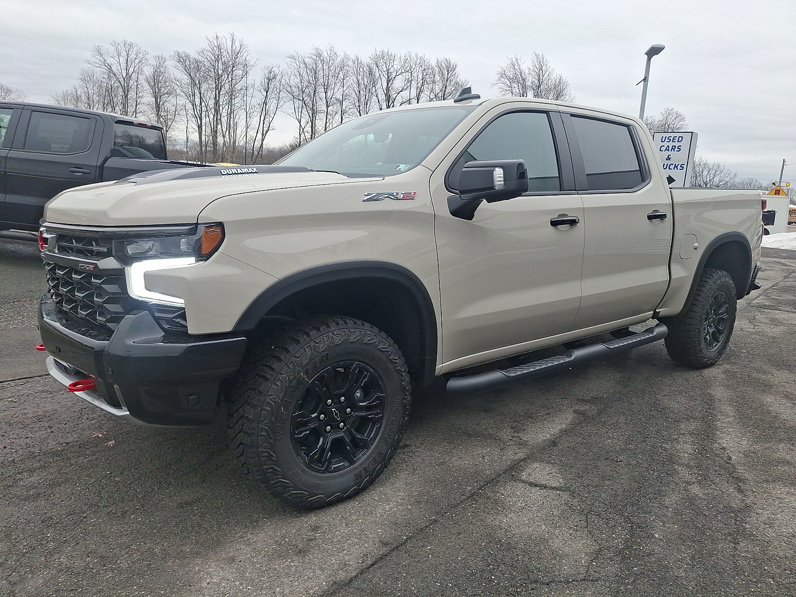 View vehicle photo 2