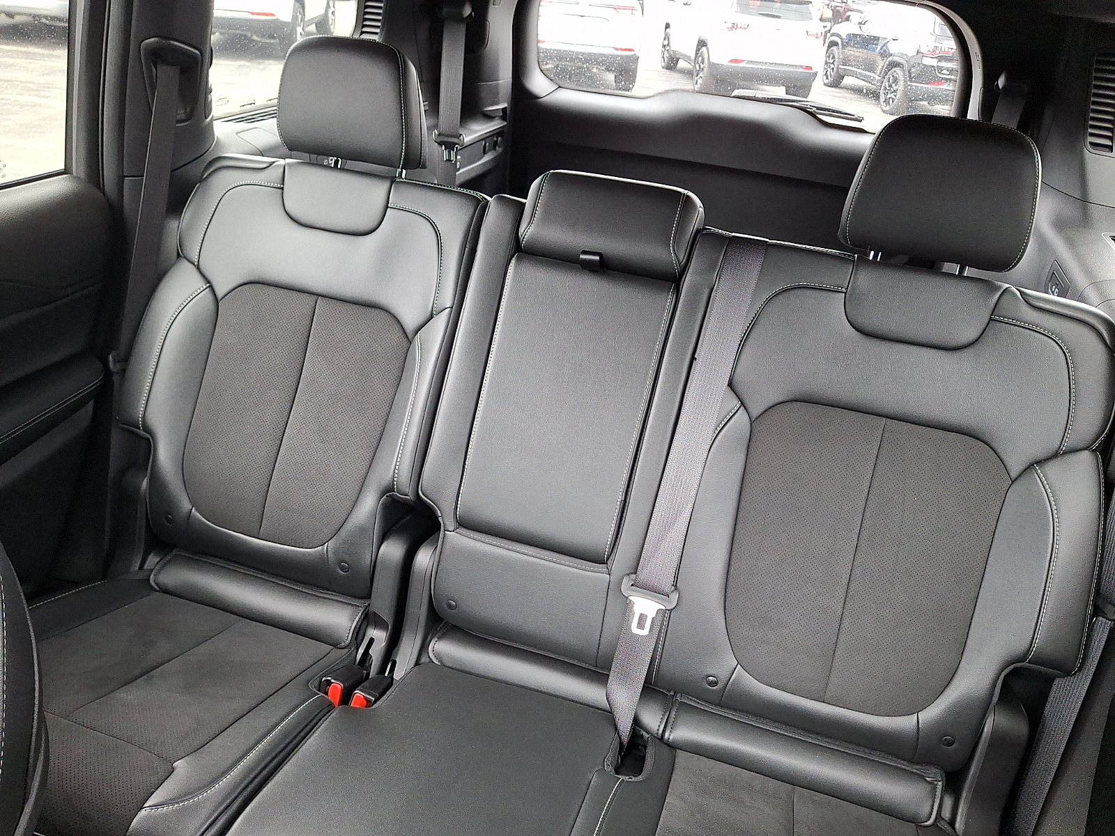 Used 2024 Jeep Grand Cherokee L SUV