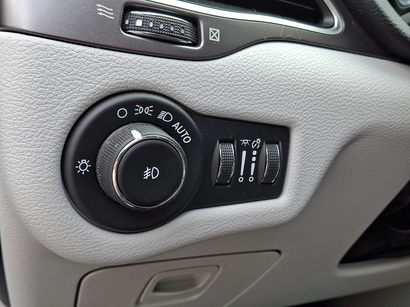 Used 2020 Jeep Cherokee SUV