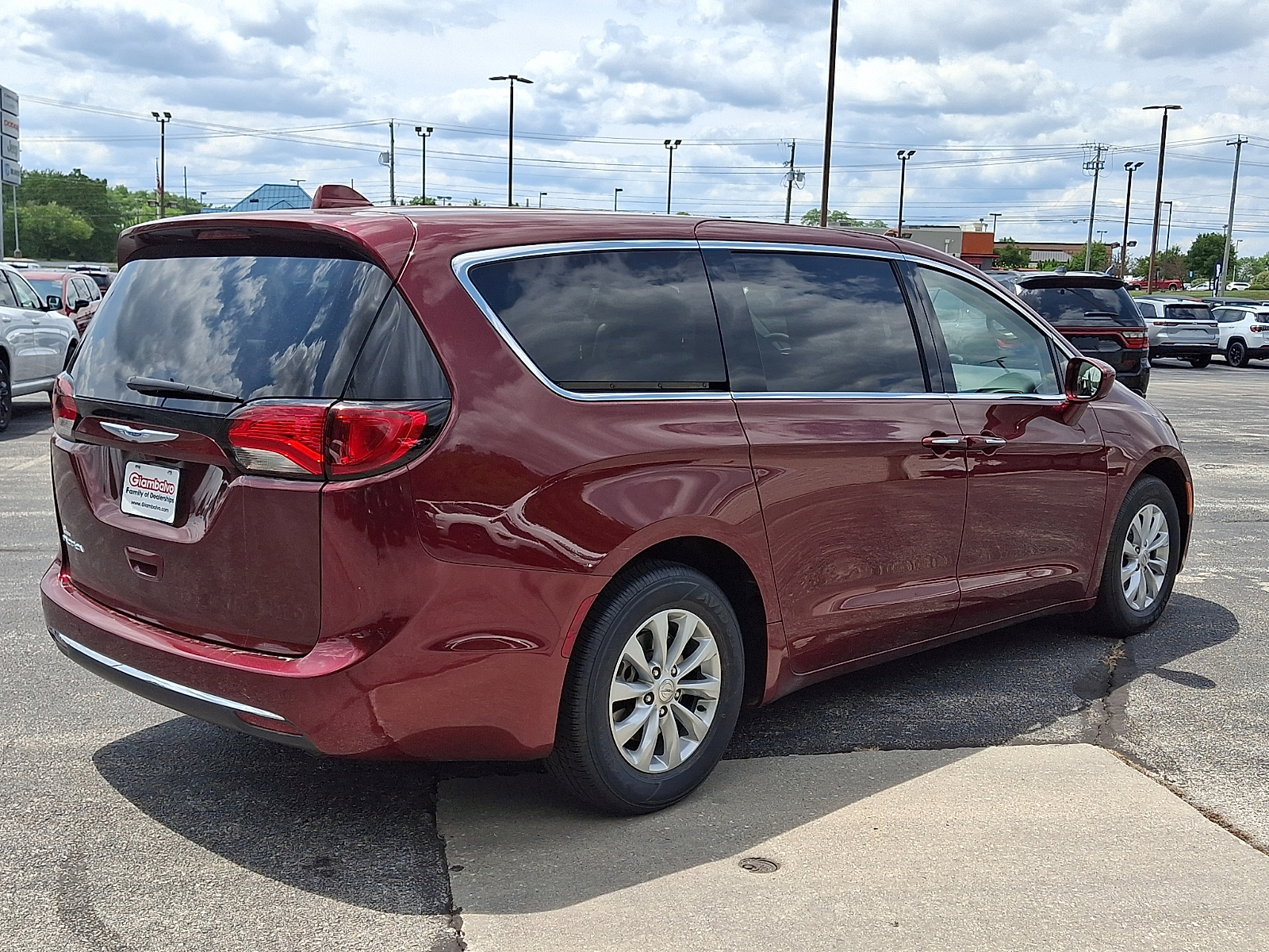 Used 2018 Chrysler Pacifica Van
