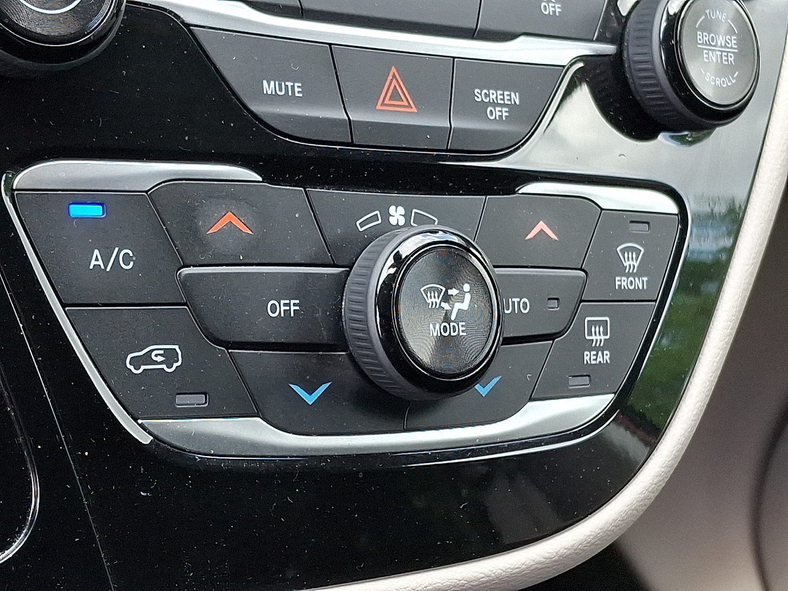 Used 2018 Chrysler Pacifica Van