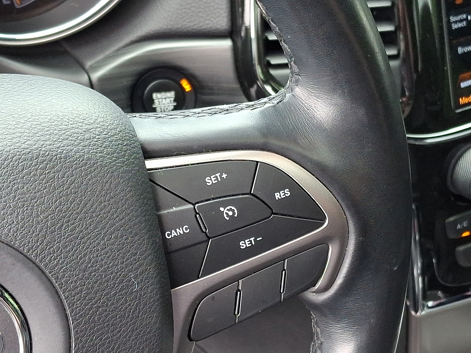 Used 2021 Jeep Grand Cherokee SUV