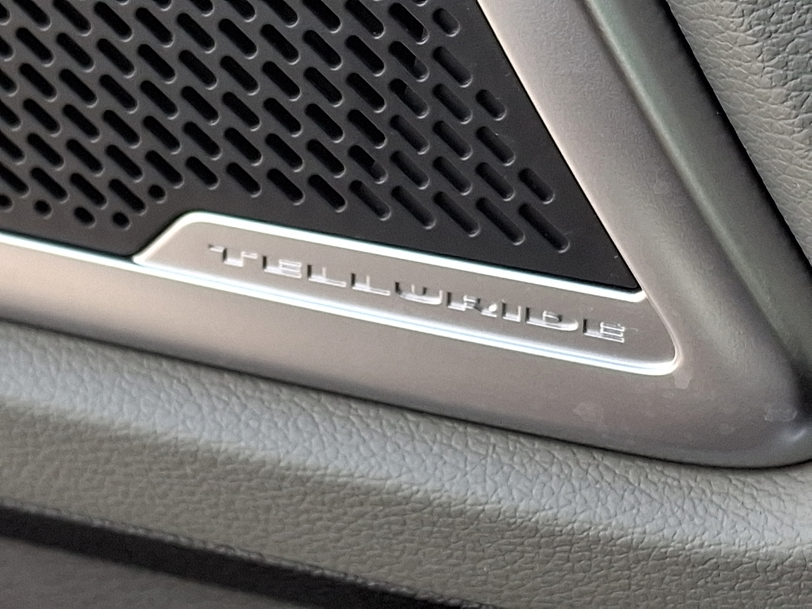 Used 2024 Kia Telluride SUV