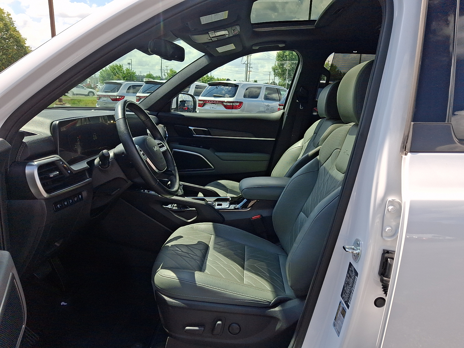 Used 2024 Kia Telluride SUV