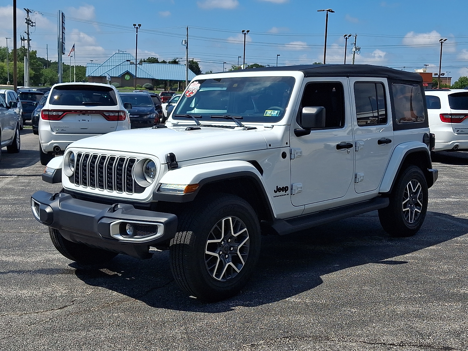 Used 2025 Jeep Wrangler SUV