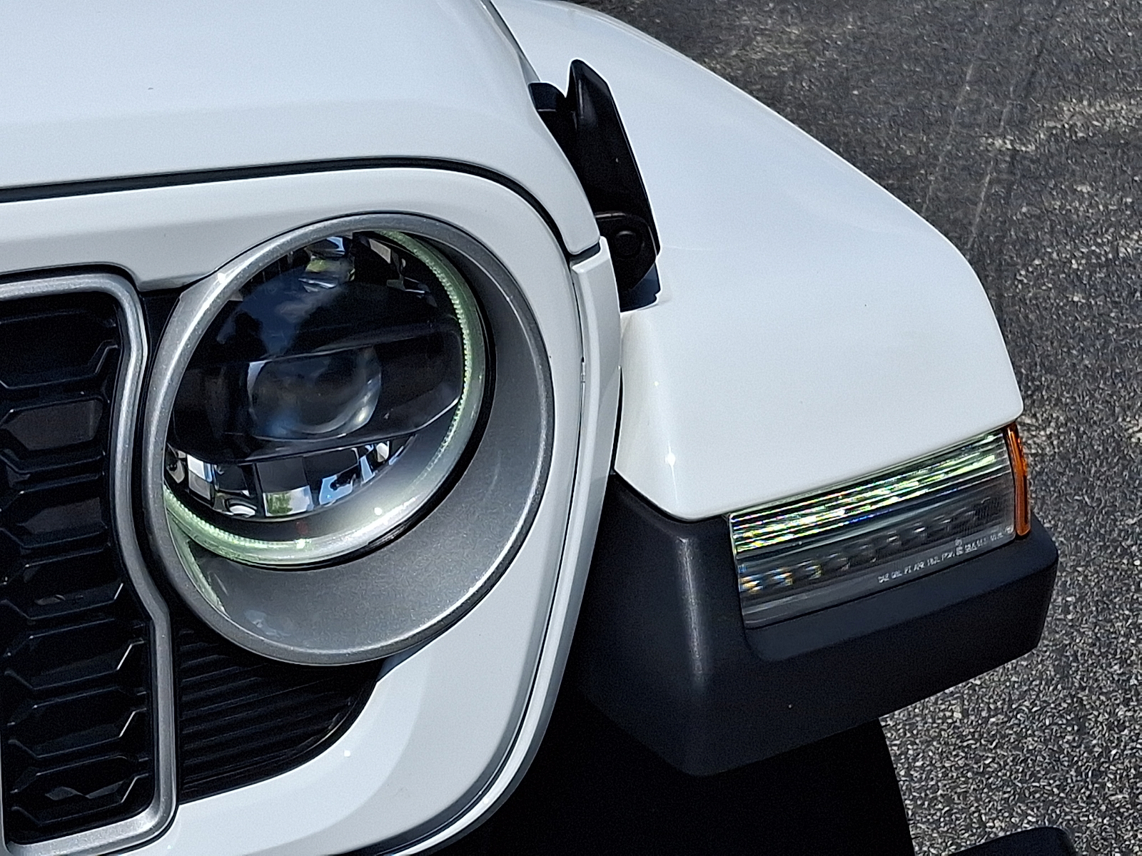 Used 2025 Jeep Wrangler SUV