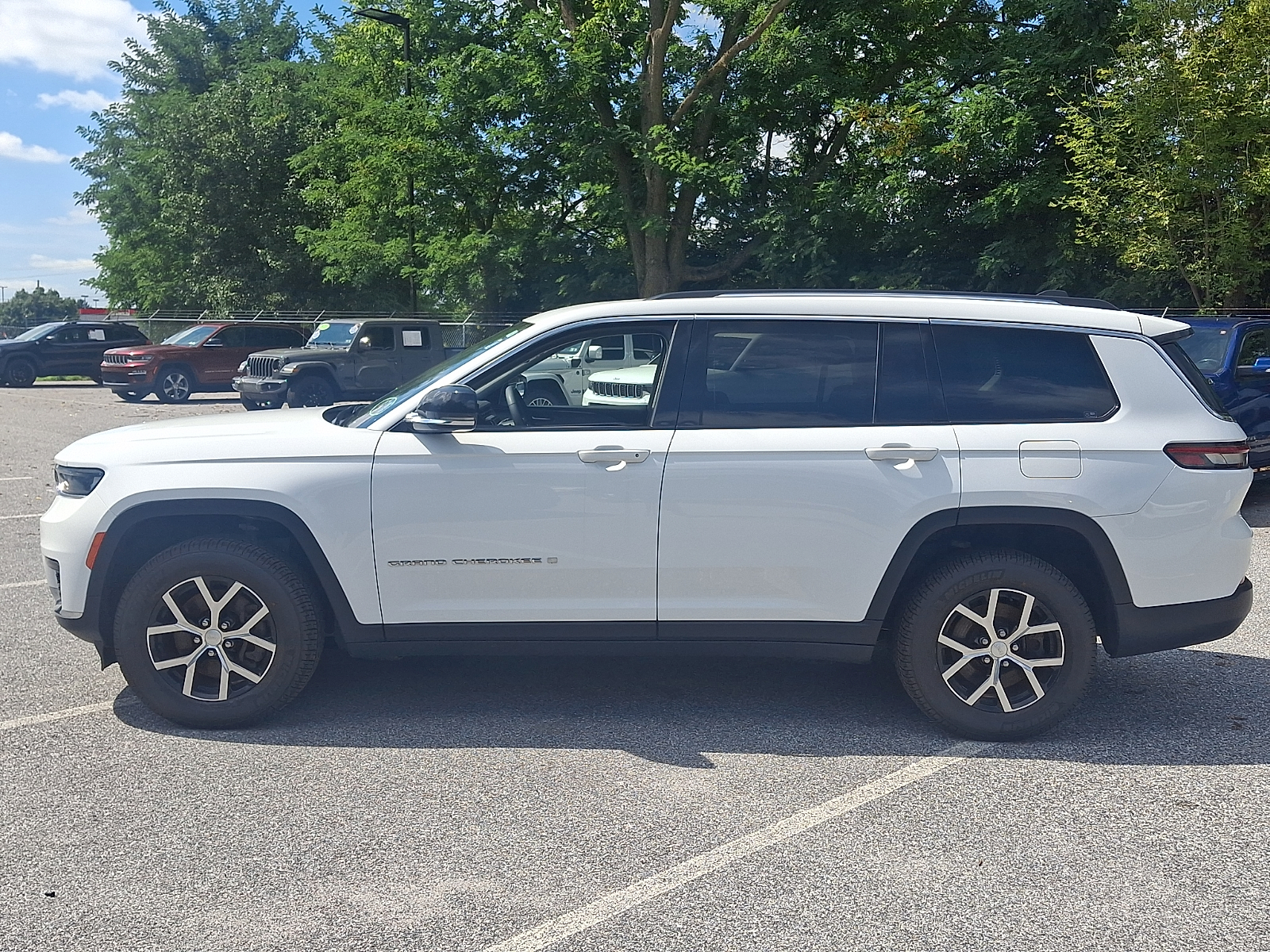 Used 2023 Jeep Grand Cherokee L SUV