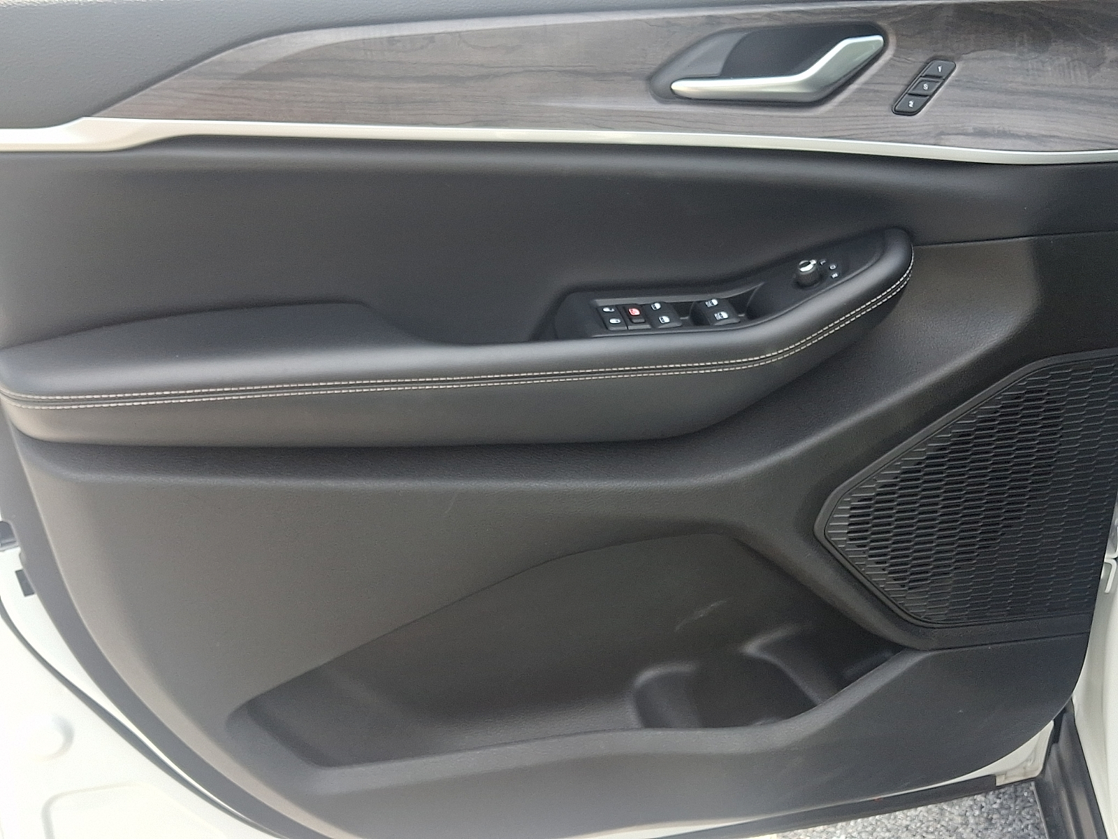 Used 2023 Jeep Grand Cherokee L SUV