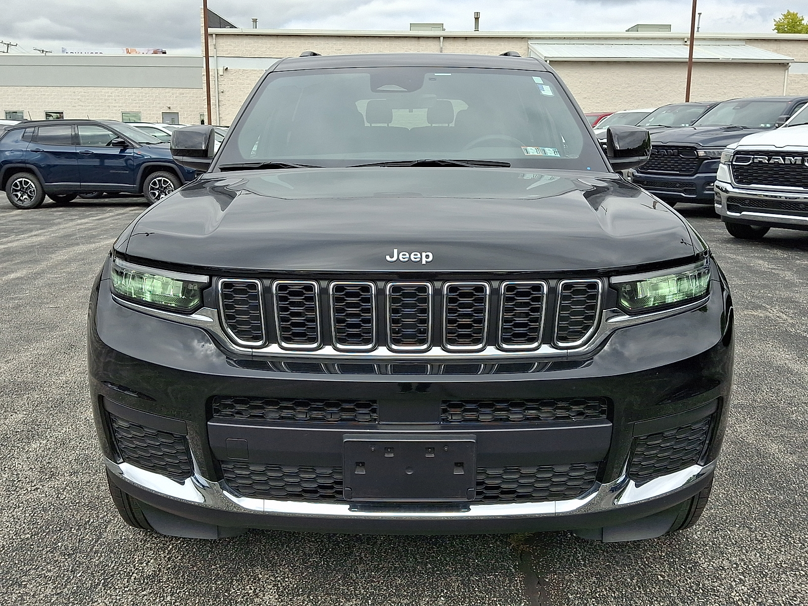 Used 2025 Jeep Grand Cherokee L SUV