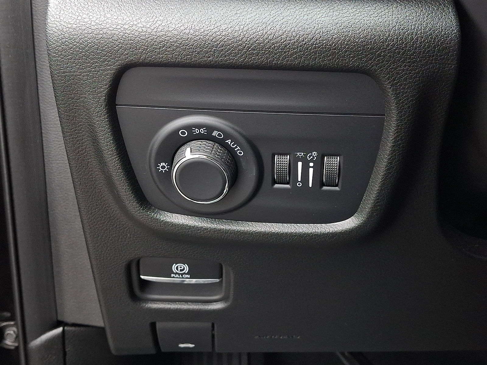 Used 2025 Jeep Grand Cherokee L SUV