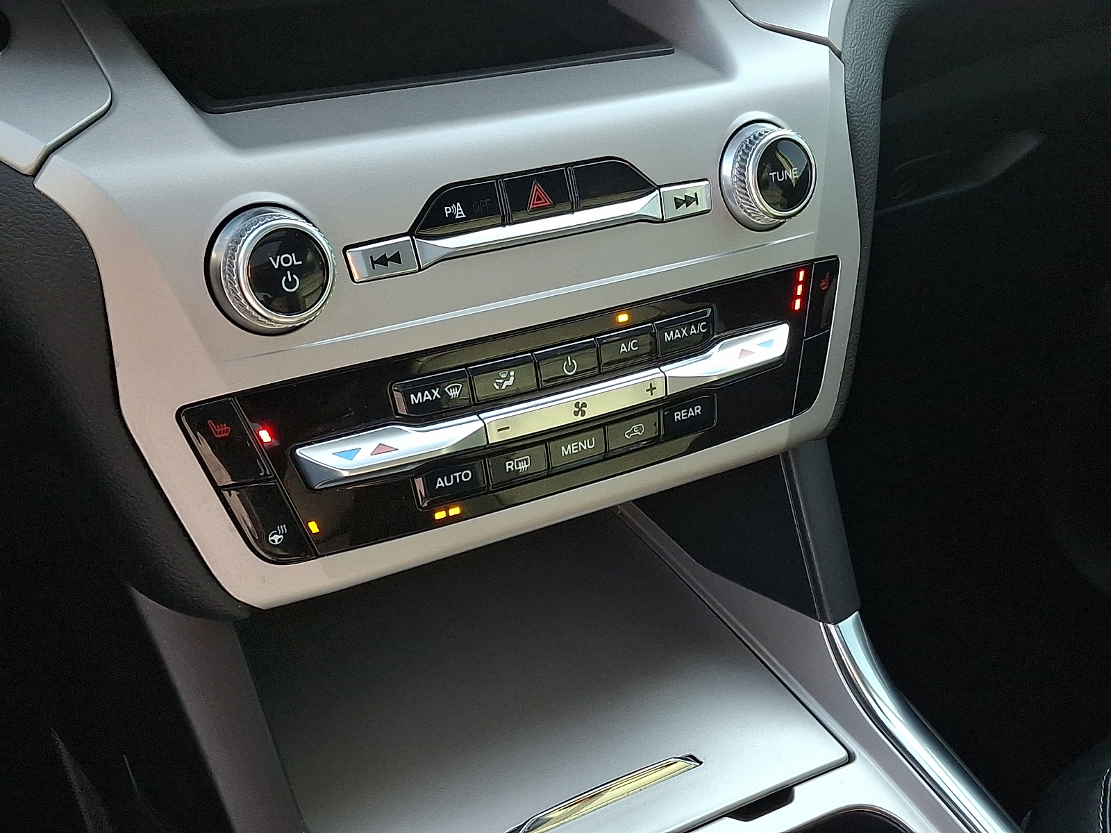Used 2023 Ford Explorer SUV