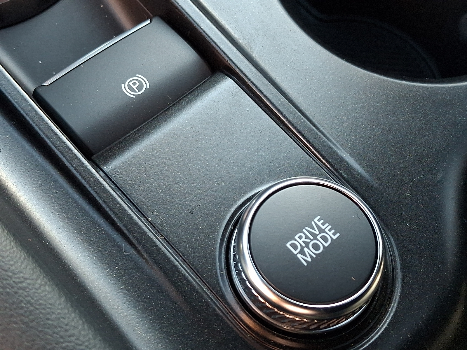 Used 2025 Ford Explorer SUV