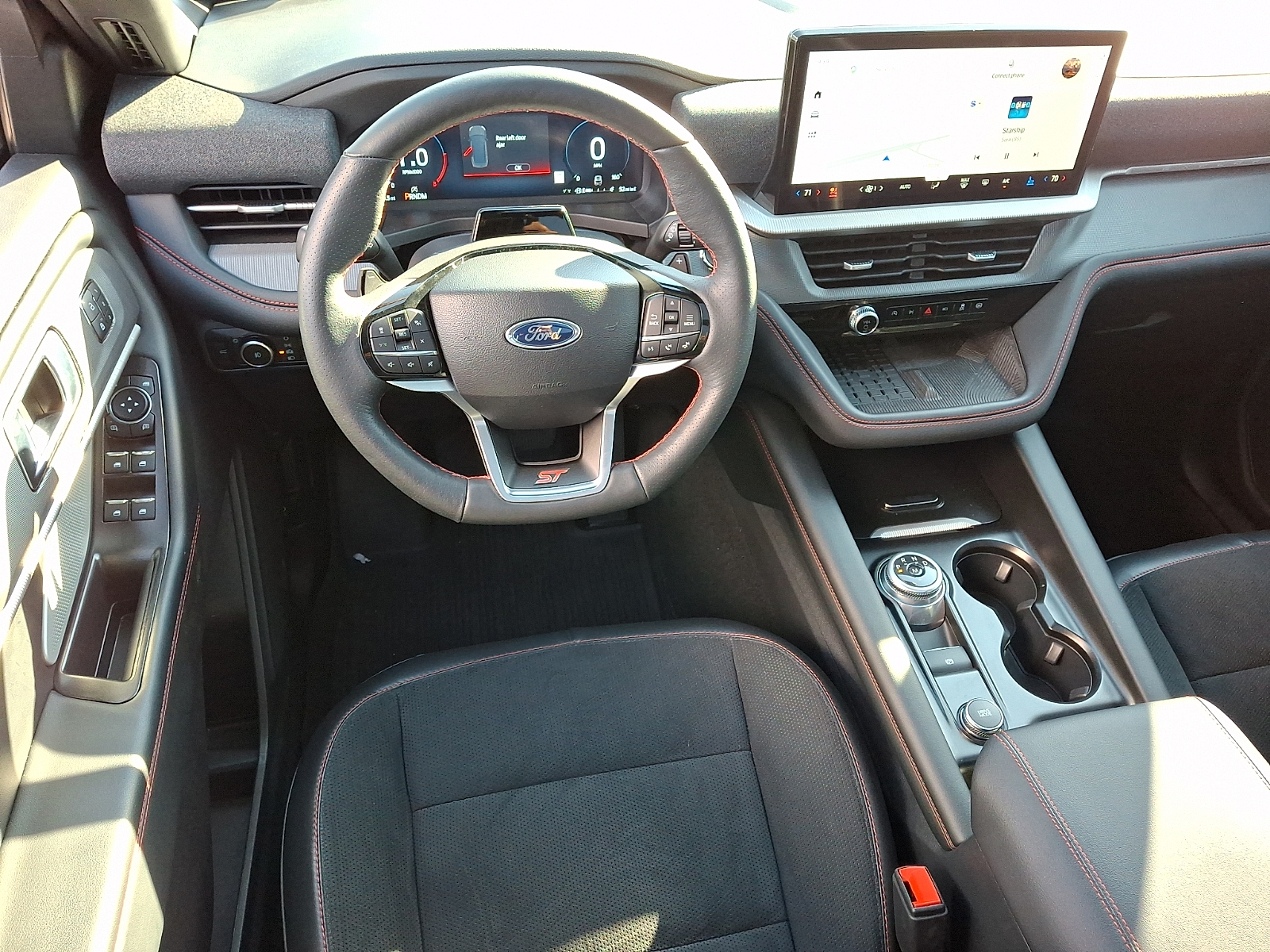 Used 2025 Ford Explorer SUV