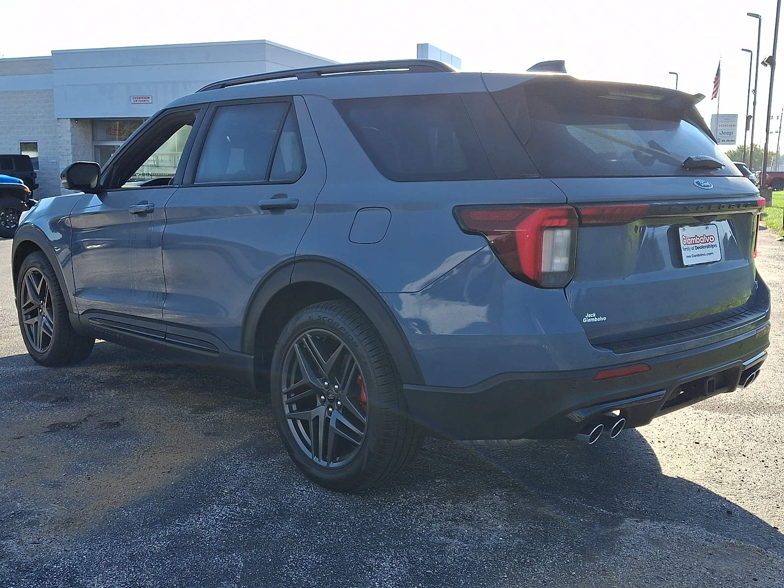 Used 2025 Ford Explorer SUV