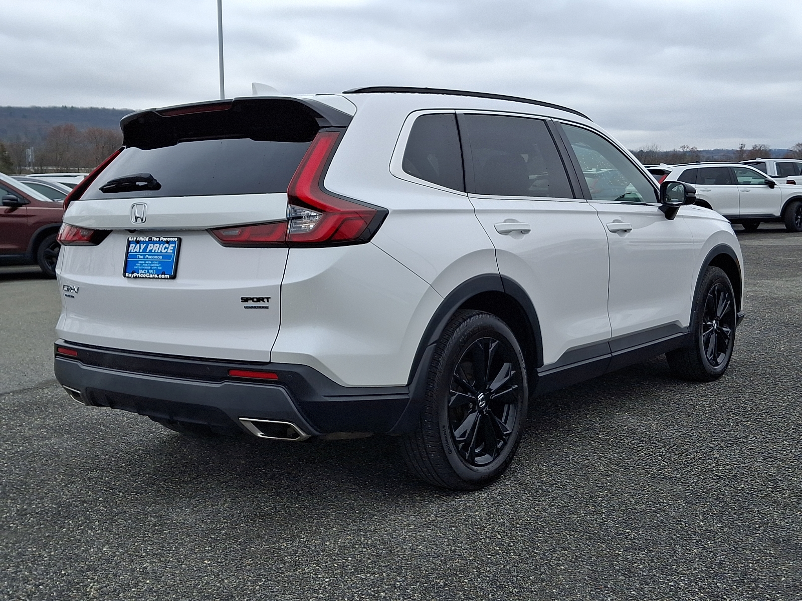 View vehicle photo 6