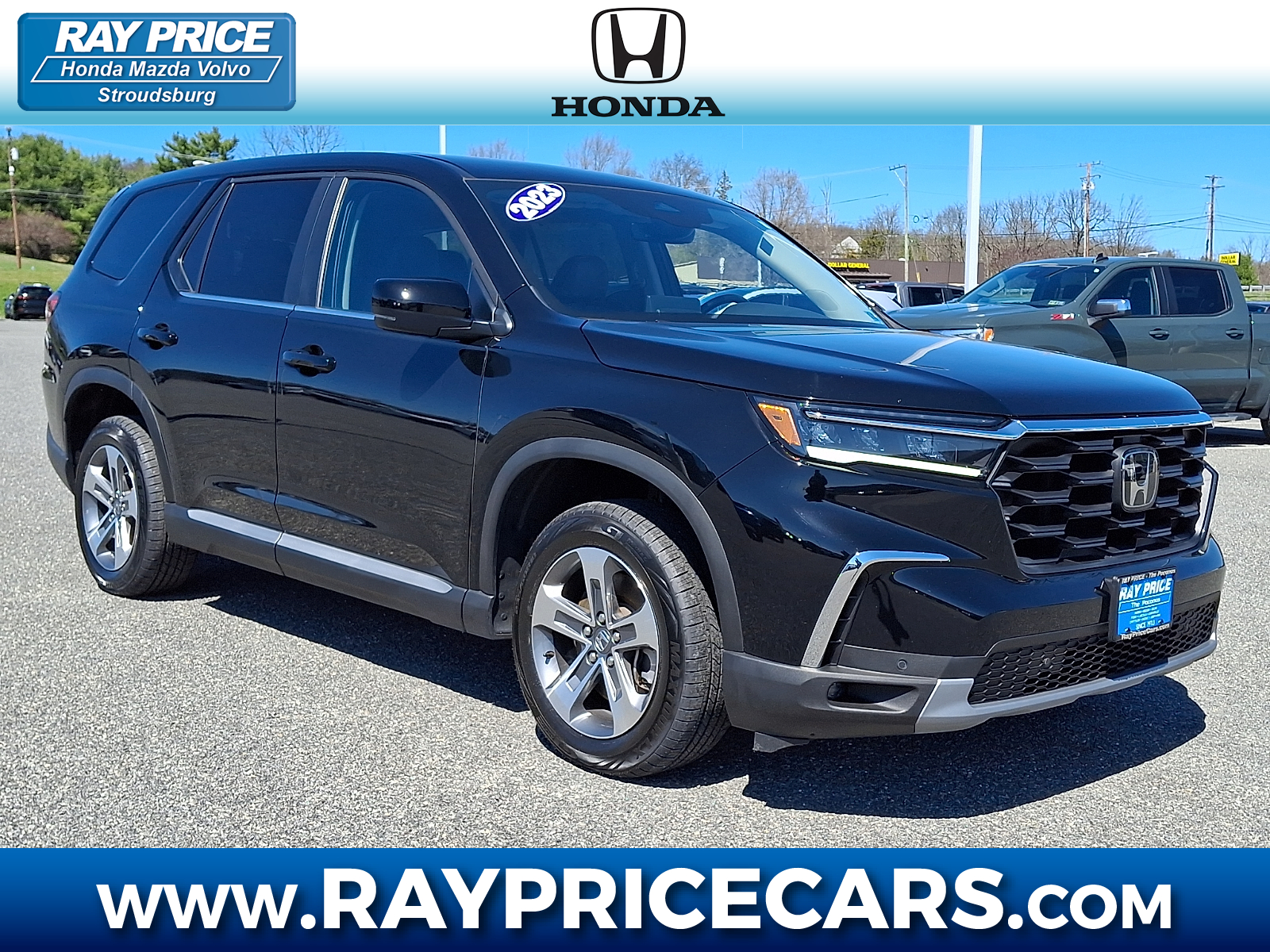 Crystal Black Pearl - BK 2023 Honda Pilot EX-L AWD with Captains Chairs SUV / Crossover All-Wheel Drive Automatic