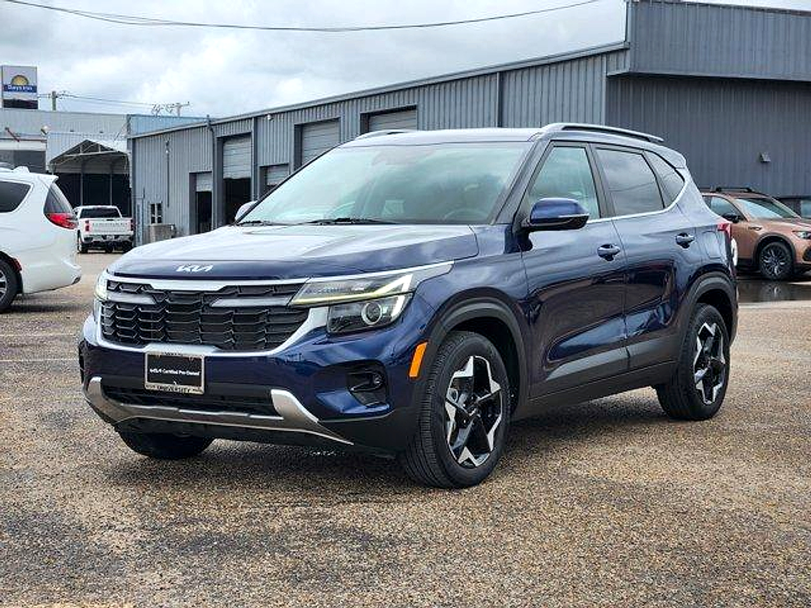 Blue 2024 Kia Seltos SUV / Crossover Front-Wheel Drive Automatic