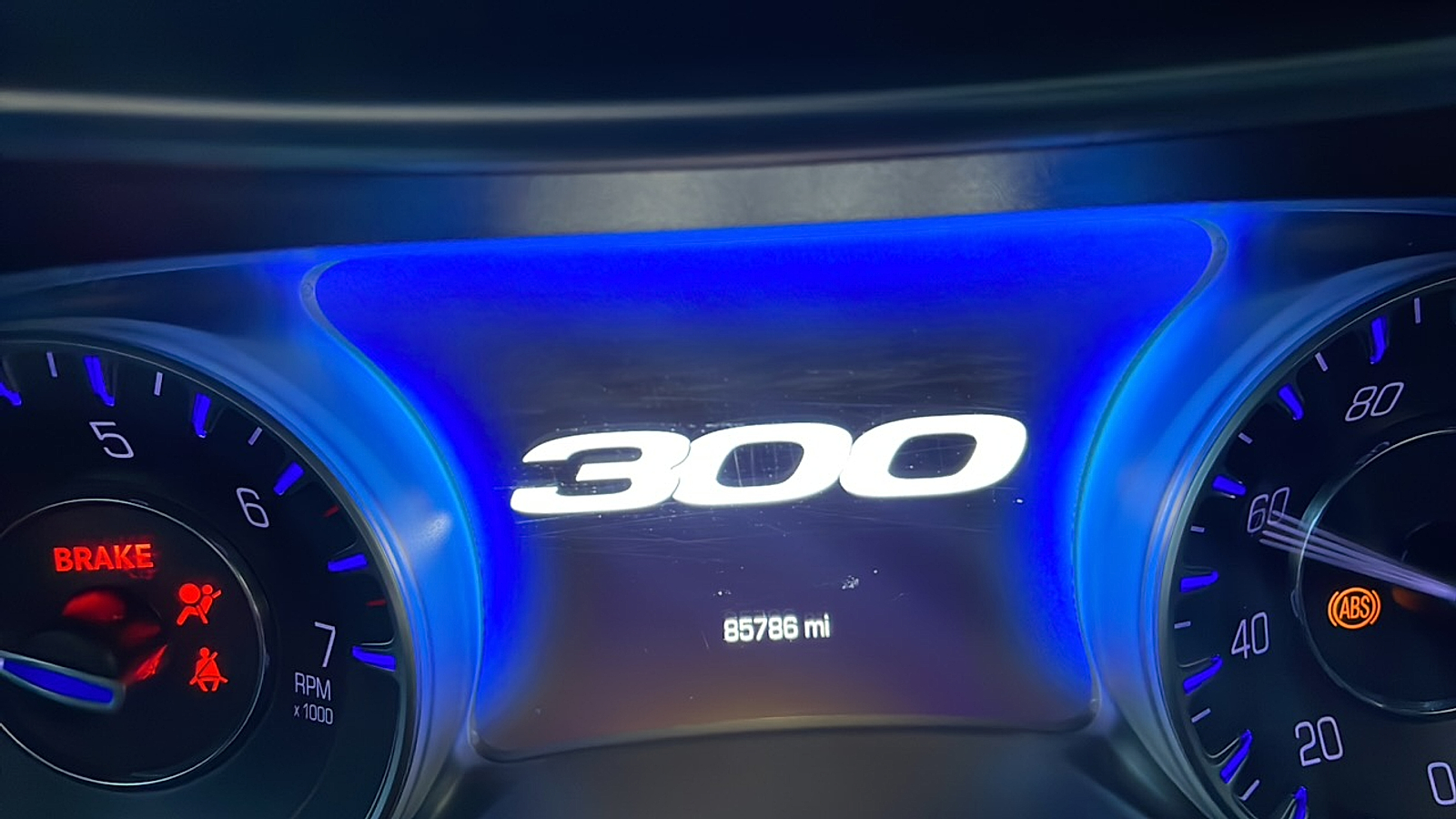 2018 Chrysler 300 Touring photo 34
