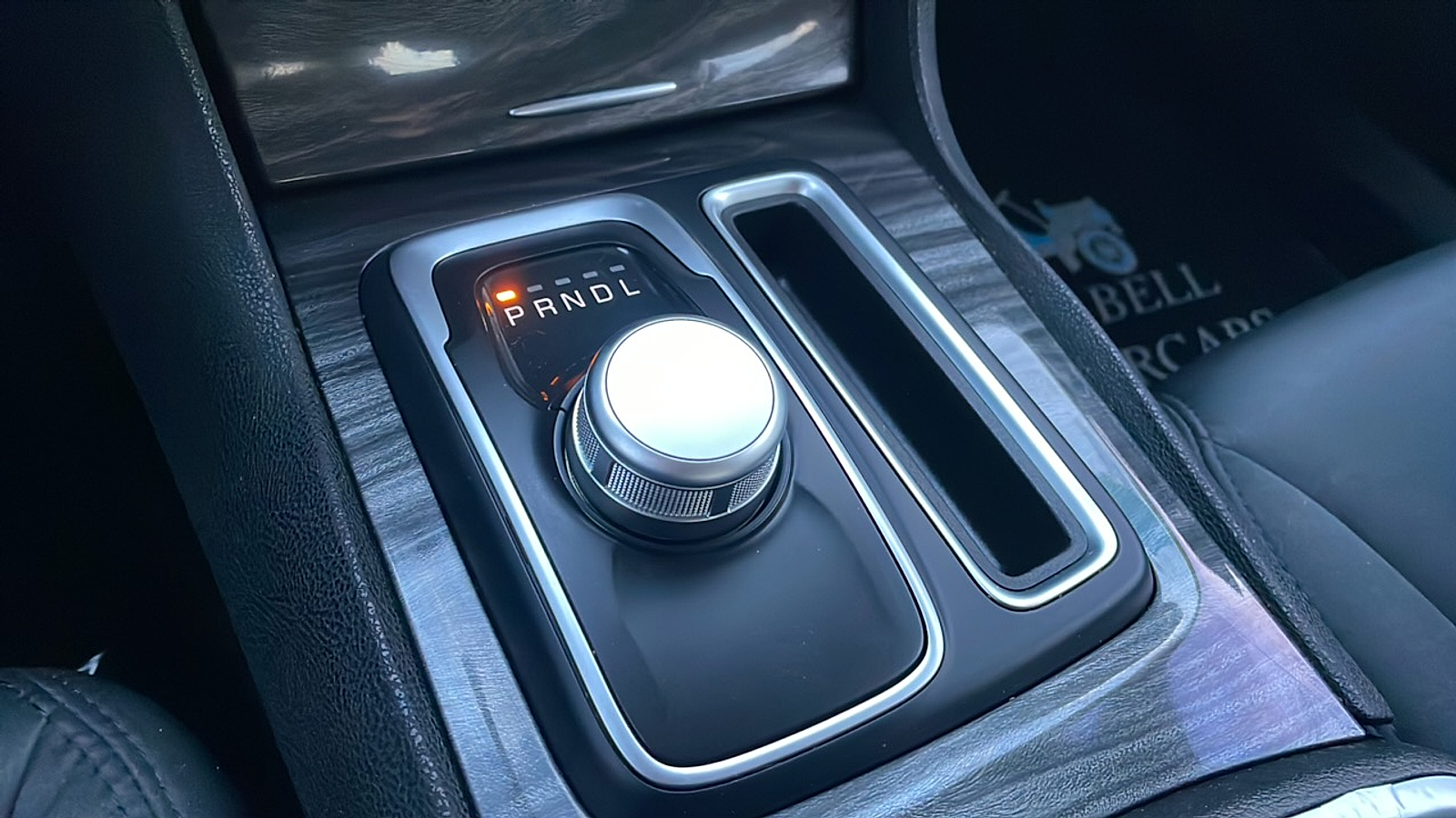 2018 Chrysler 300 Touring photo 33