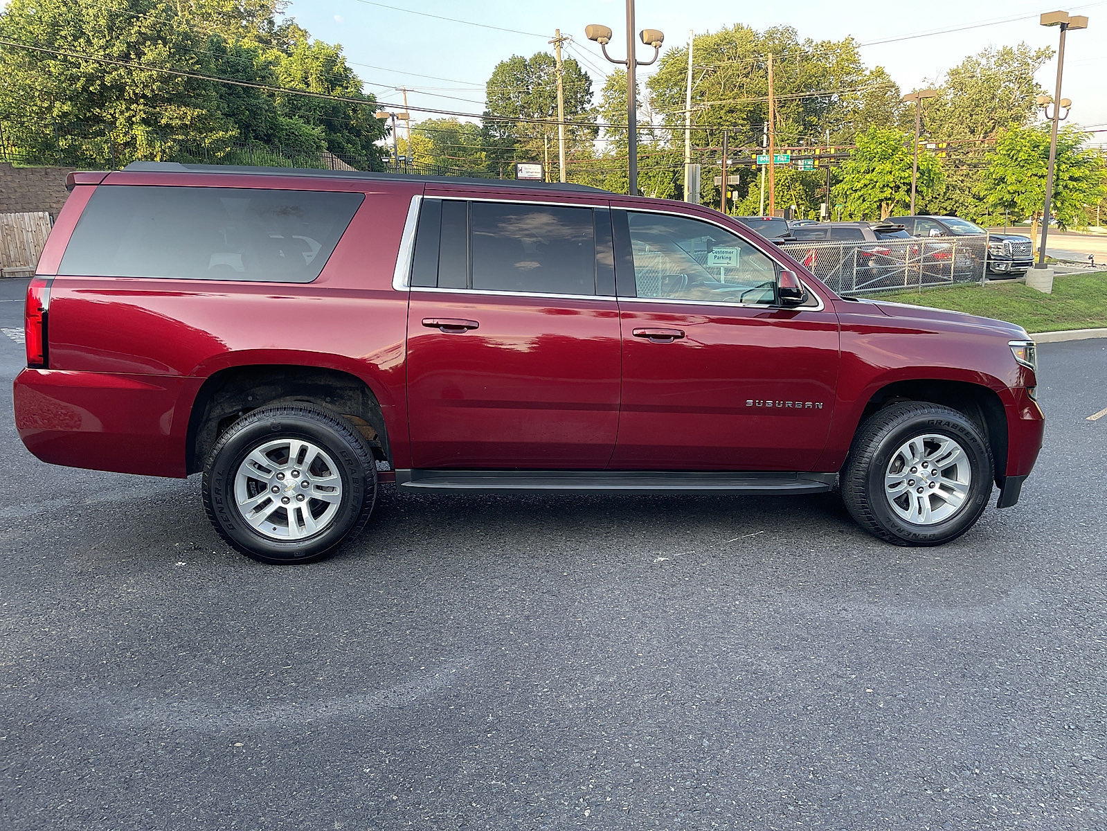 2016 Chevrolet Suburban LT