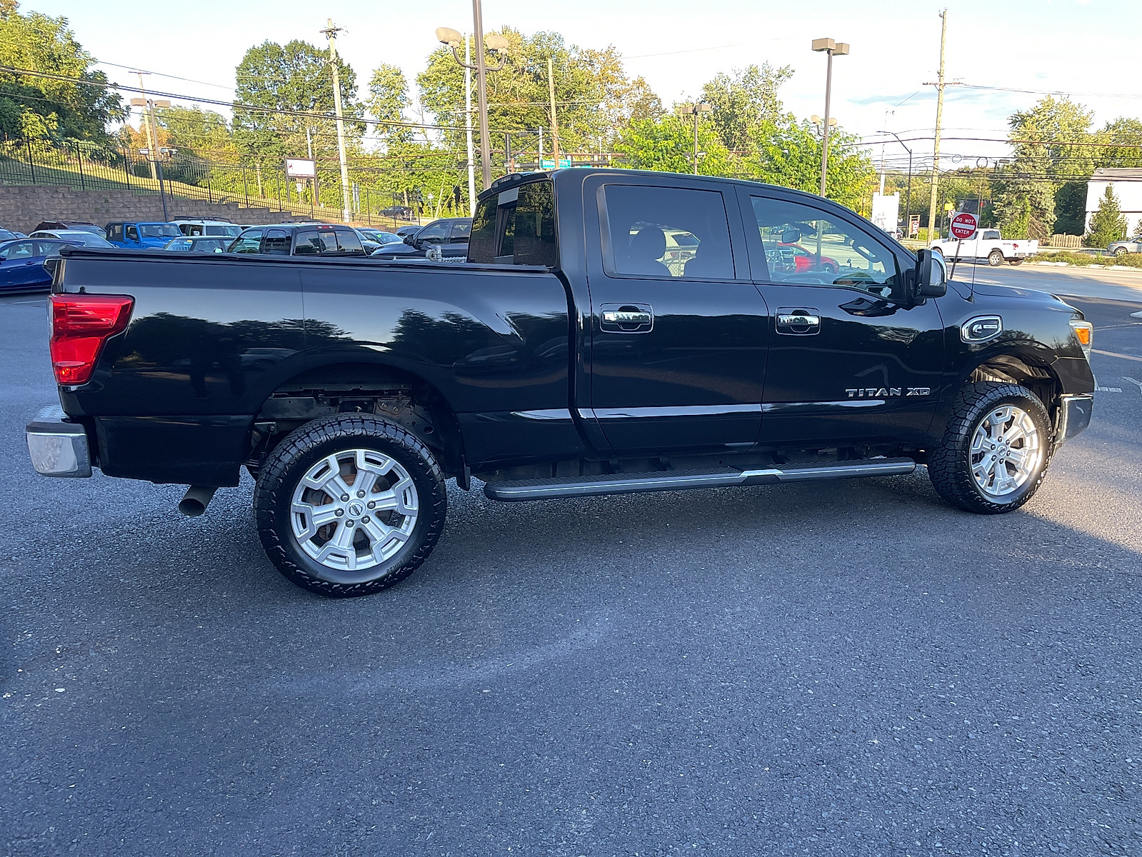 2016 Nissan TITAN XD SL Diesel